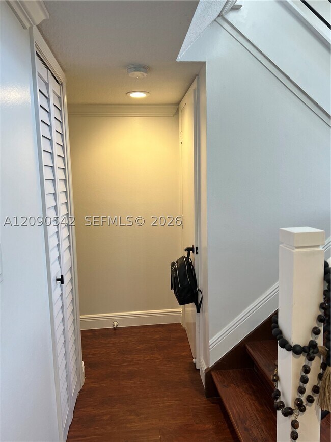 Foto del edificio - 141 SW 96th Terrace