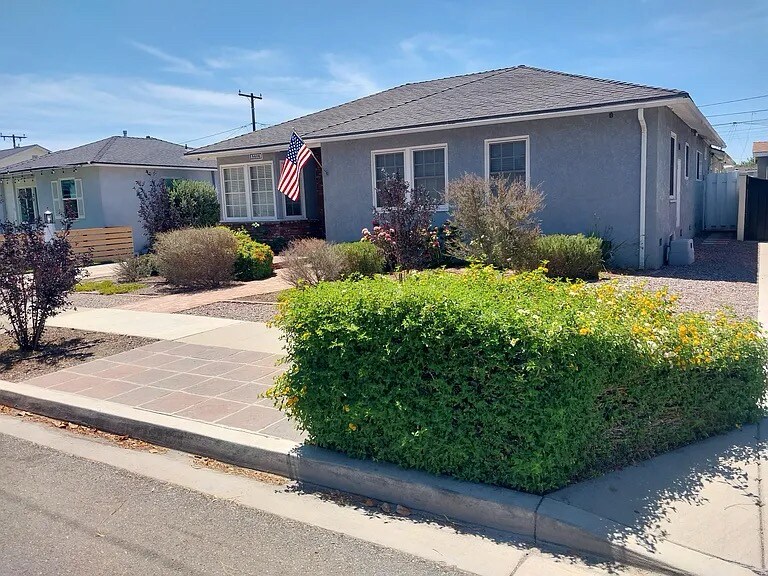 Foto principal - 5606 E Wardlow Rd
