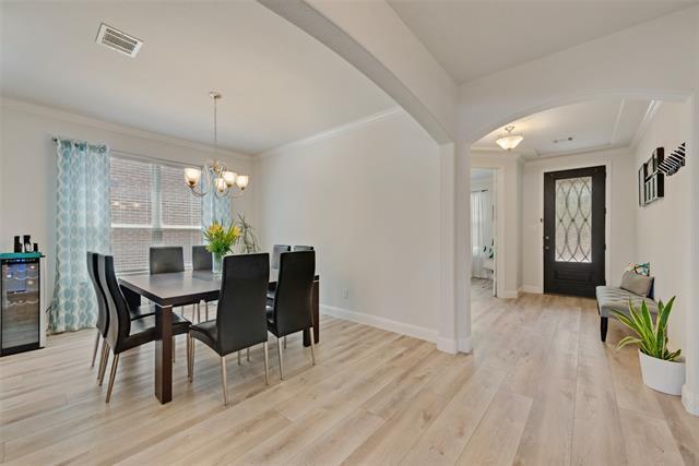 Foto del edificio - 3205 Knoll Pines Rd