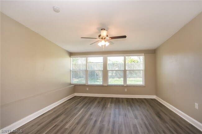 Foto del edificio - 311 E Baffin Dr