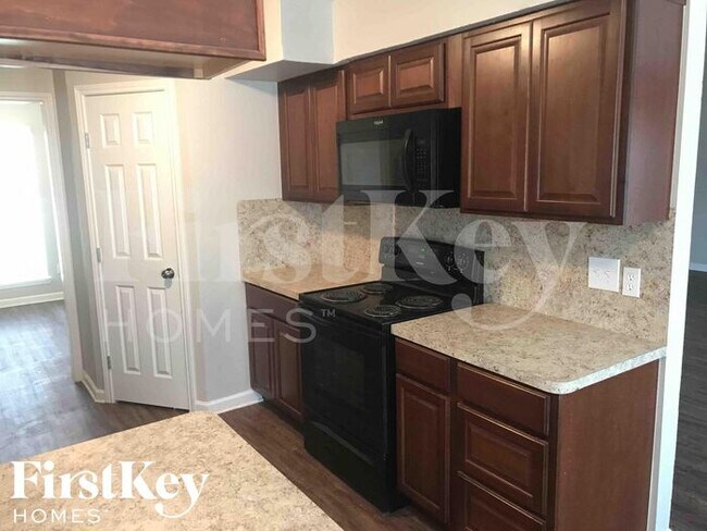 Building Photo - 10206 Sagemill Dr