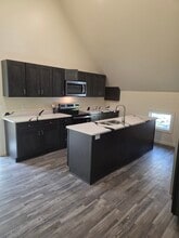 Building Photo - 707 W Michigan Ave Building Photo - 707 W Michigan Ave