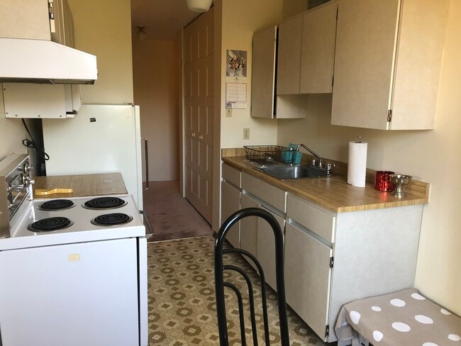 Photo du bâtiment - 2016 Fullerton Av