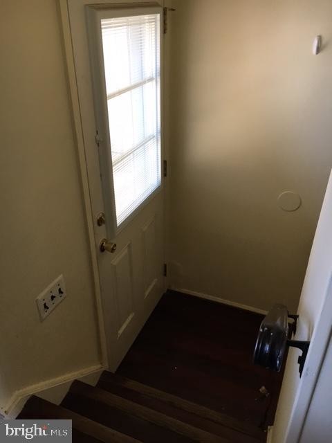 Building Photo - 19 Shull Dr