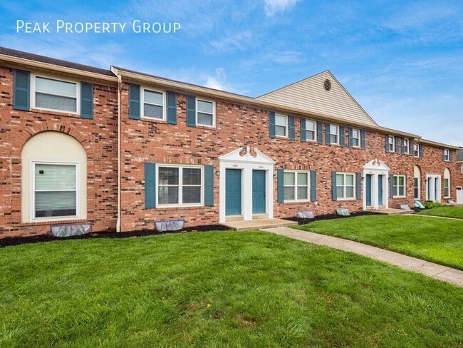 Building Photo - 1034 Folkstone Road-