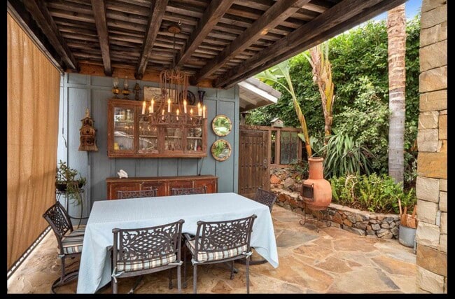 Building Photo - 1401 Eagle Gln