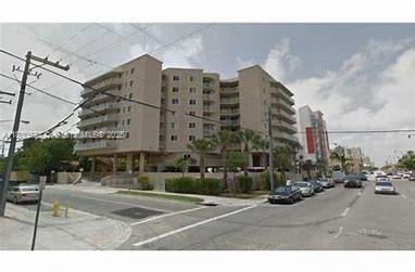 Foto principal - 102 SW 6th Ave