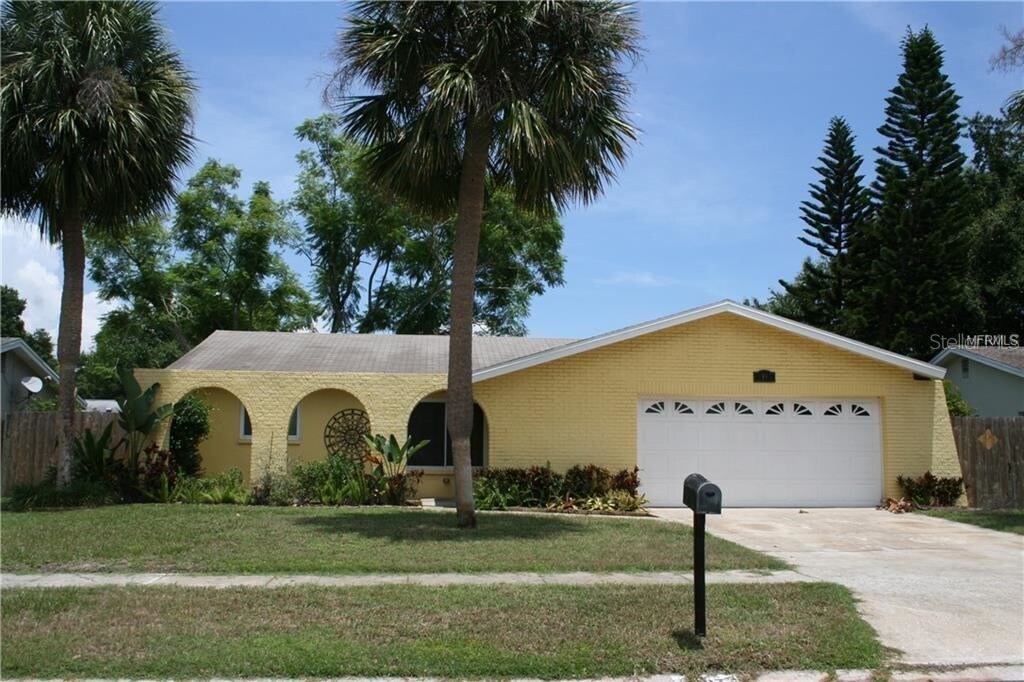 Foto principal - 1397 Overcash Dr
