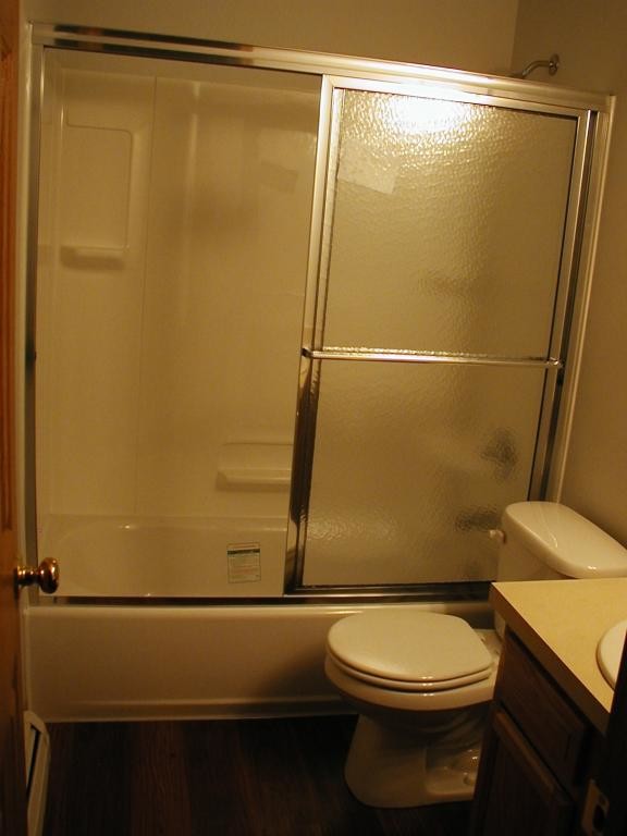 Building Photo - 74 1st St SE, Barberton, Oh 44203 Apt 18
