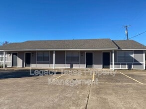 Building Photo - 1419 W Kilpatrick St