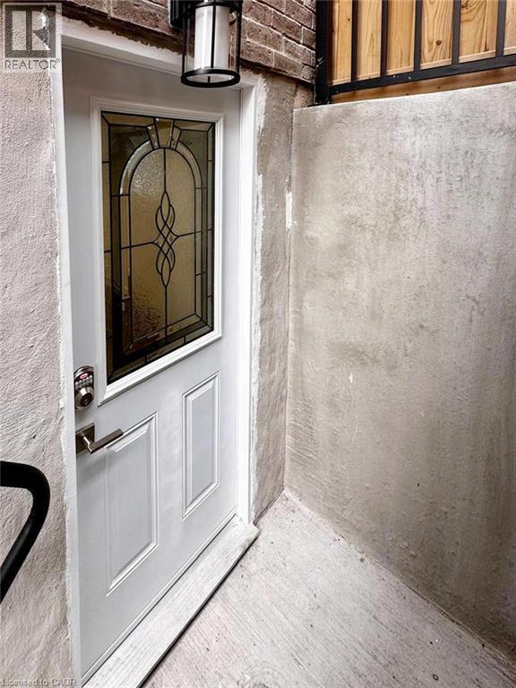 Photo du bâtiment - 47 Elmbank Trail