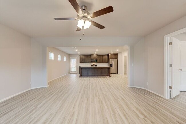 Foto del edificio - 4/2.5/2 Walking Distance to Downtown
