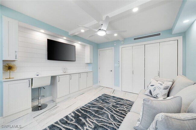 Building Photo - 4001 Gulf Shore Blvd N