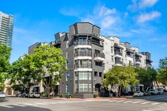 Building Photo - 550 Park Blvd