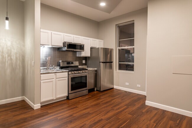 Cocina soleada - 1538 N Rockwell St