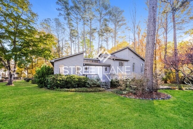 Building Photo - Charming 3 Bedroom in Woodstock!