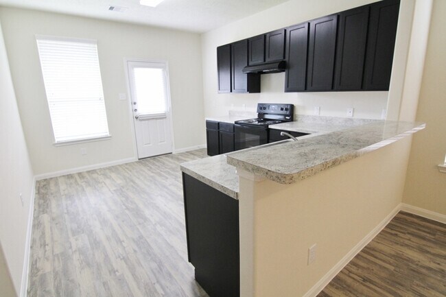 Foto del edificio - 3915 Lexington Manor Ct