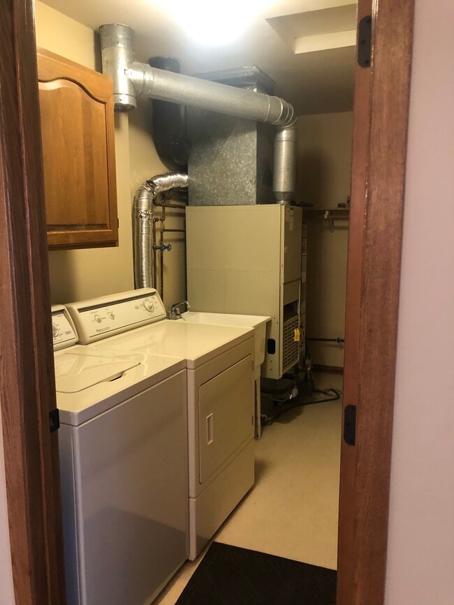 Laundry Room - 1419 12th St W