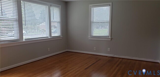 Foto del edificio - 2318 Leah Rd