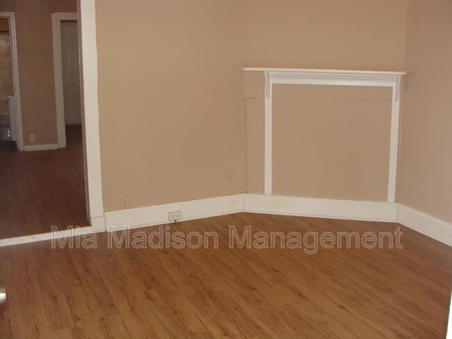 Foto del edificio - 246 Ferrill St