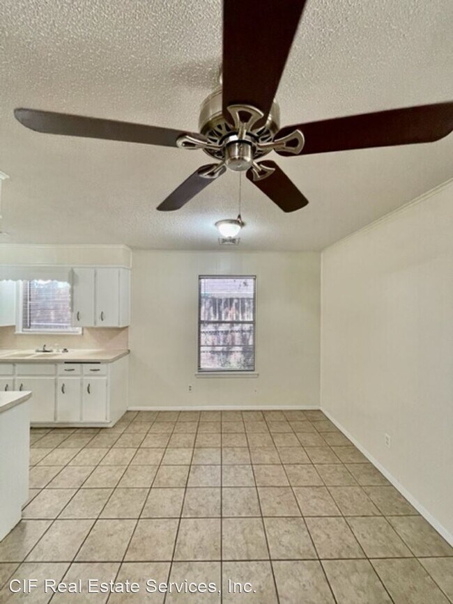 Foto del edificio - 3 br, 2 bath House - 2806 Denise Dr.