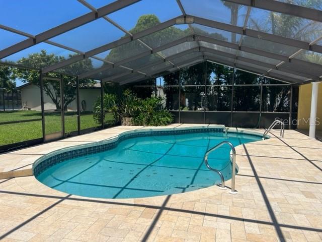 Foto del edificio - 9611 Towanda Ln