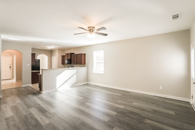 Foto del edificio - 1838 Fairbanks Dr