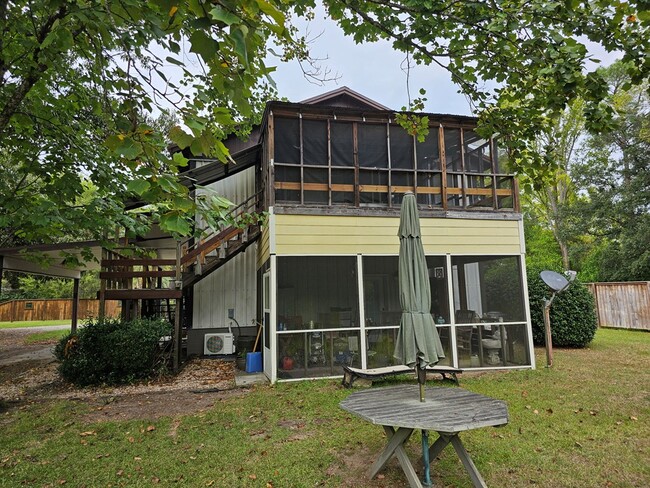 Building Photo - 2370 Wedgefield Rd