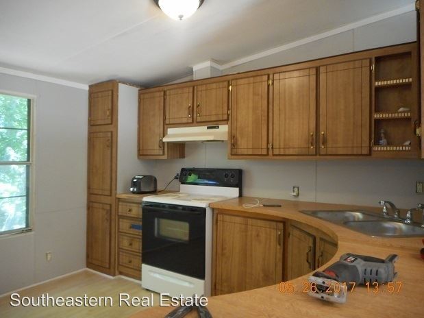 Building Photo - 3 br, 2 bath House - 266 Brantham Rd