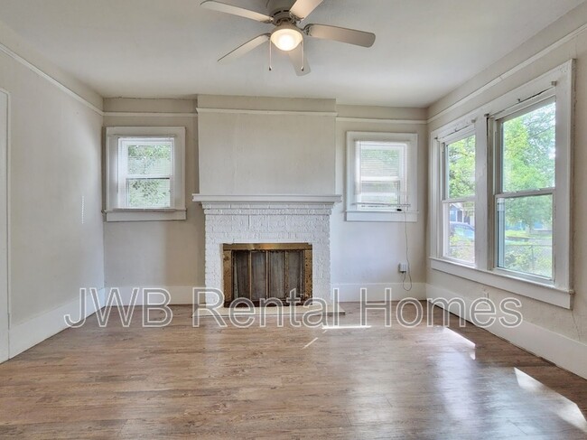 Foto del edificio - 849 Lynton St