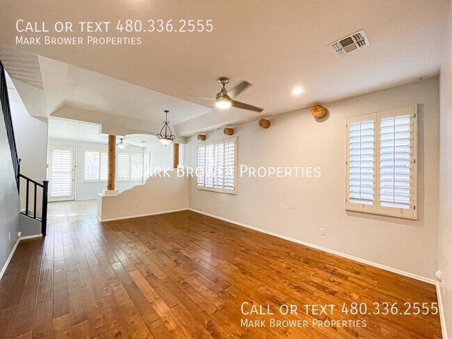 Foto del edificio - 3458 E Turnberry Dr