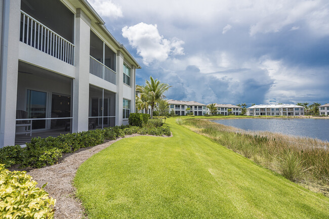 Building Photo - 8034 Signature Club Cir