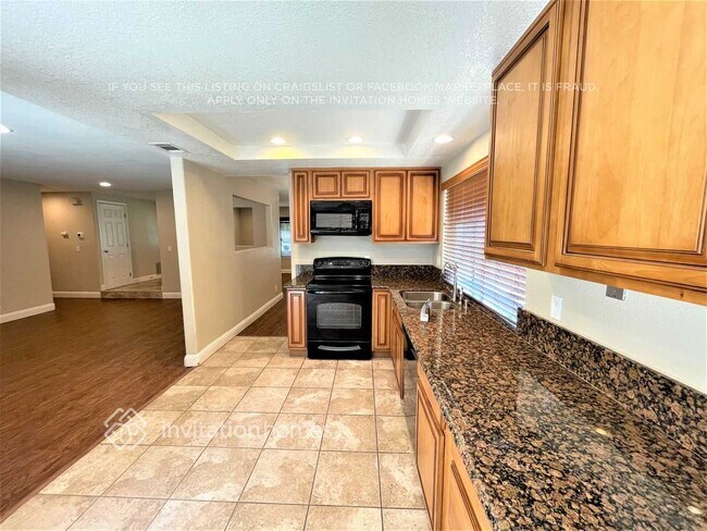 Building Photo - 9861 Don Carlos Ct