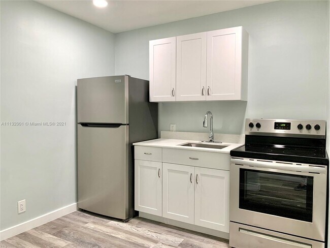 Foto del edificio - 2318 Freedom St