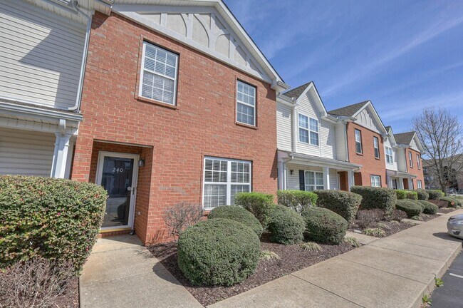 Foto del edificio - 240 Arapaho Dr