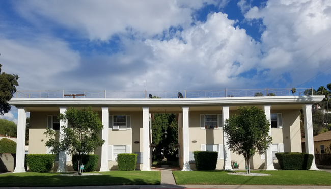 Foto del edificio - 814 S Verdugo Rd