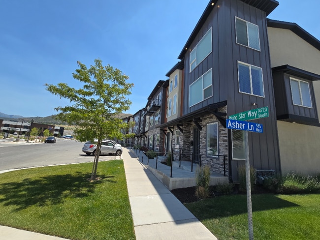 Photo - 584 Lewski Ln Townhome
