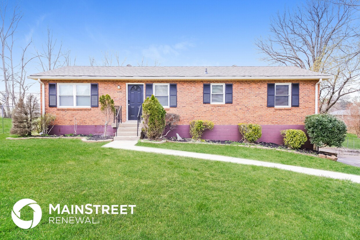 Primary Photo - 226 Grandview Dr