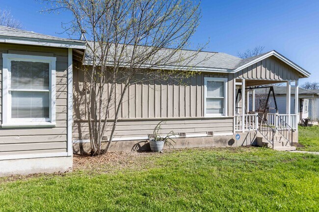 Foto del edificio - 461 Westminster Ave