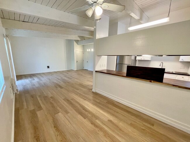 Building Photo - DESIRABLE MILLWOOD NEIGHBORHOOD ON TREE LINED STREET