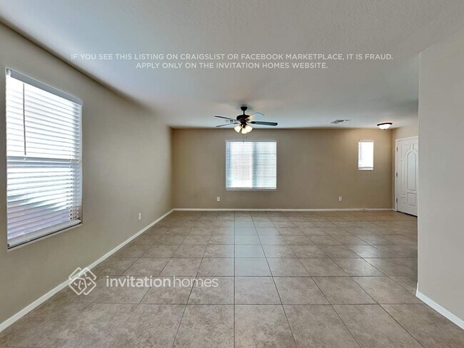 Foto del edificio - 3539 E Erie St