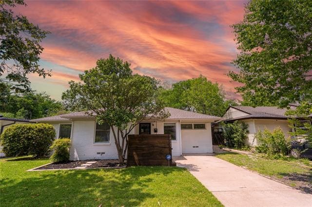 Primary Photo - 10231 Pinecrest Dr