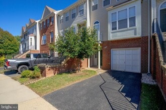 Building Photo - 6155 Early Autumn Dr