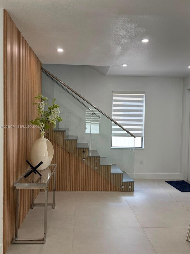 Foto del edificio - 3531 W 88th St