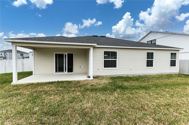 Foto del edificio - 2498 Alder Ave