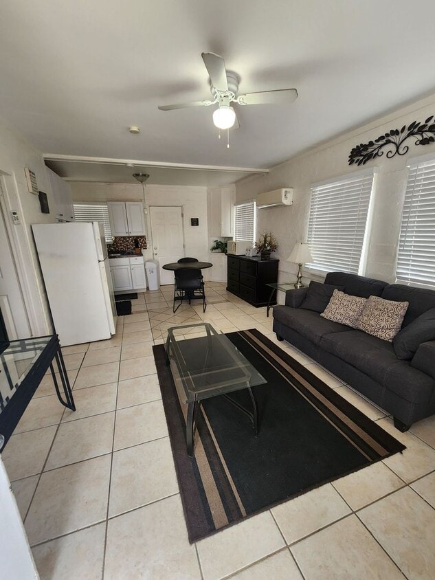 Primary Photo - 73514 Desert Trail Dr
