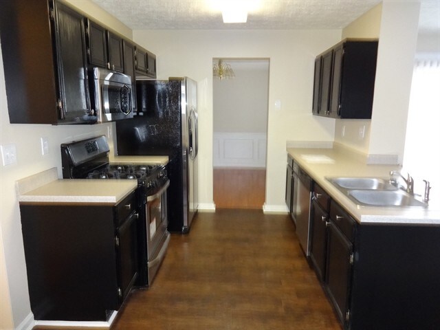 Building Photo - 4297 Hathaway Court