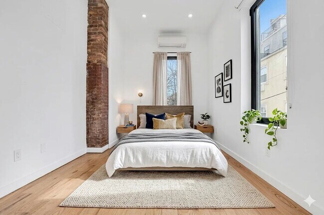 Foto del edificio - 283 Evergreen Ave