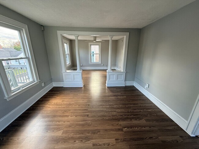 Photo - 100 Green St Apartment