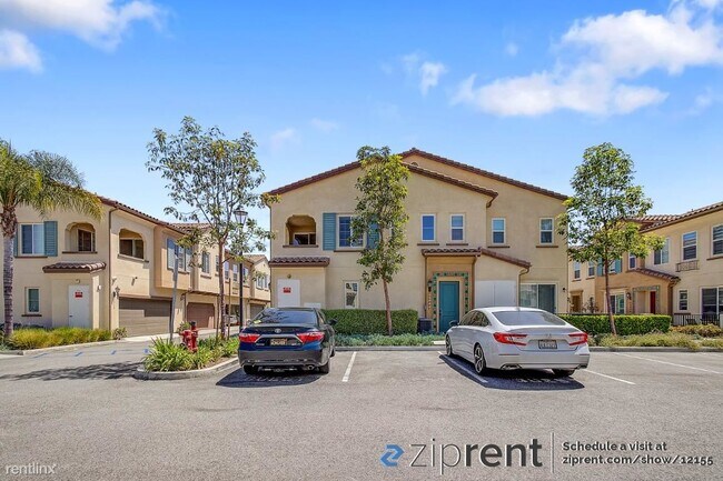 Building Photo - 2 br, 2 bath Townhome - 11768 Lakeland Rd,...